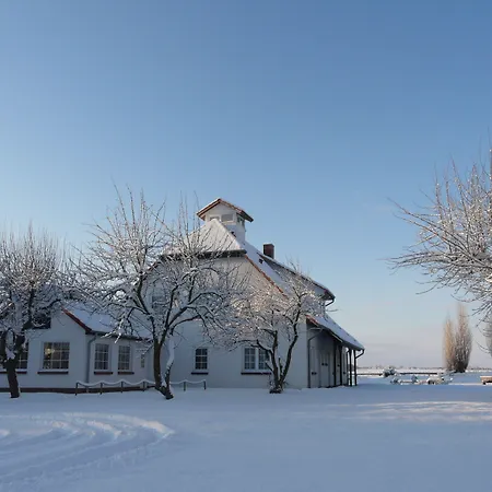 Penzion Schwalbenhof Klausdorf (Vorpommern-Rugen)