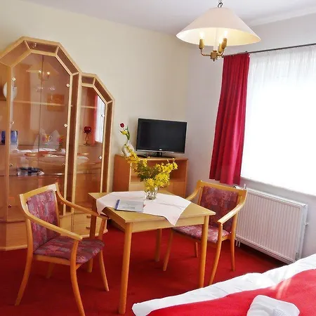 Schwalbenhof 게스트하우스 클라우스도르프멕클렌부르크보르폼메른