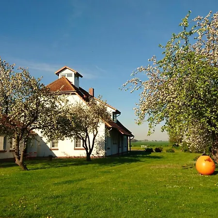 Schwalbenhof Klausdorf (Vorpommern-Rugen)